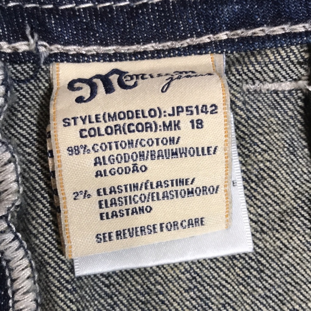 💙 Miss Me Cross Wing Distressed Denim Jean - Picture 7 of 15